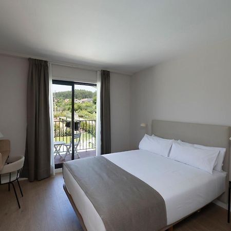 Hotel H4 Cangas 3 Superior Exterior foto